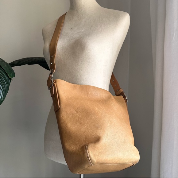Coach Handbags - Coach Vintage 9186 Bucket Soho Bag | Brown Camel